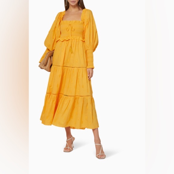 🥭 FARM RIO Yellow 3D Pineapple Tiered Midi Dress - Picture 2 of 7
